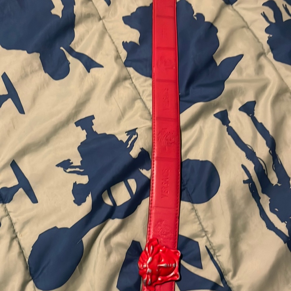 Versace belt still new